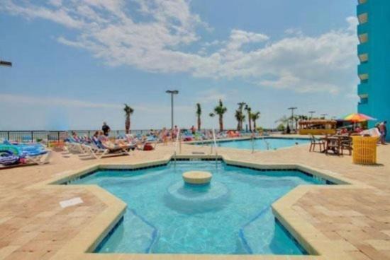 Landmark Resort King Suite Unit 710 Beautifully Updated Sleeps 4 شاطئ ميرتل الغرفة الصورة